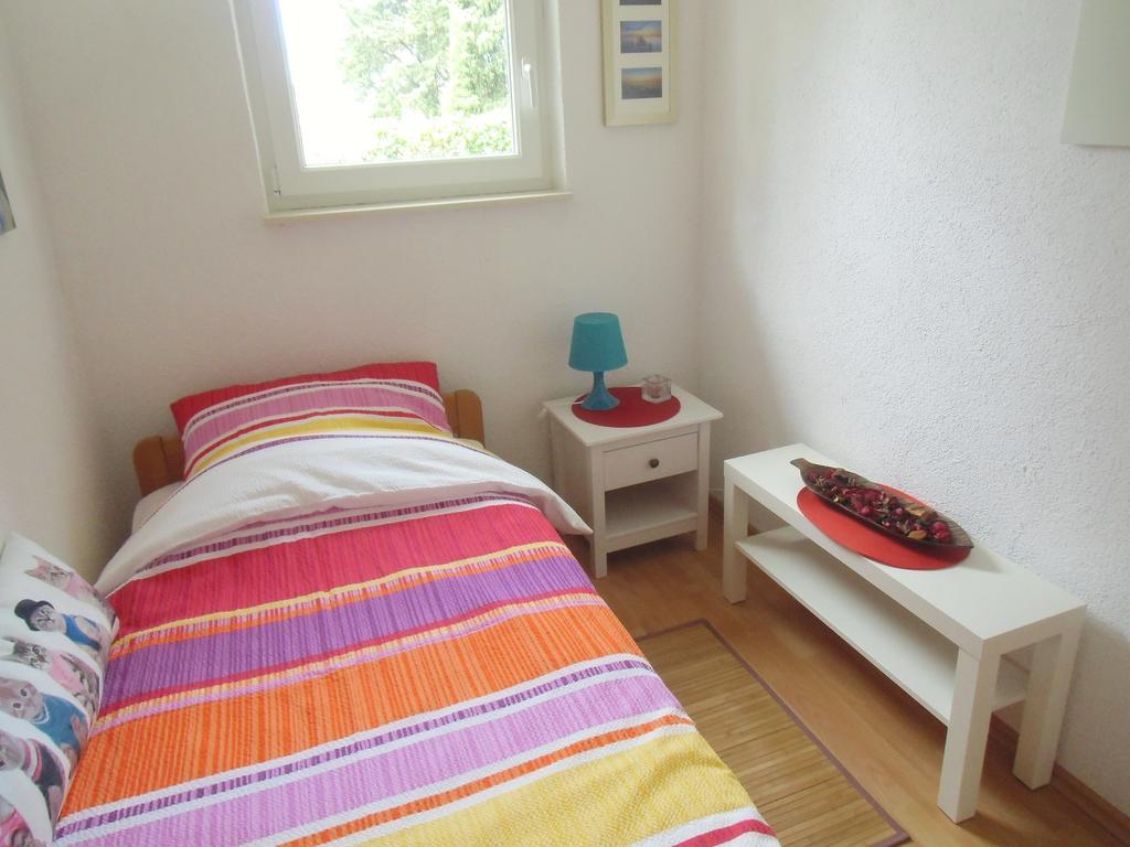Apartment Kolman Cres Eksteriør bilde